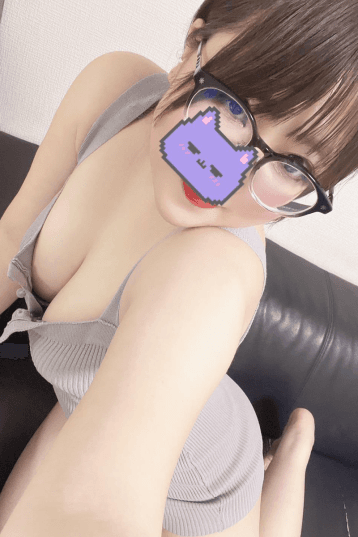 猫塚 なつは