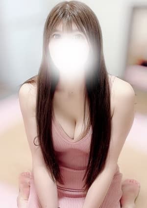    紫音(32歳)