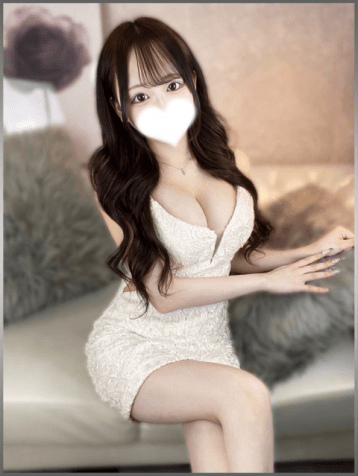 葉月 せりな