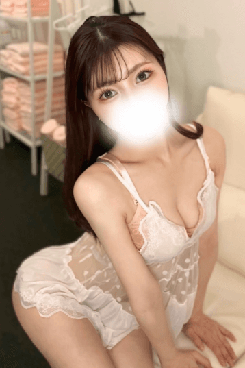 華咲 えま