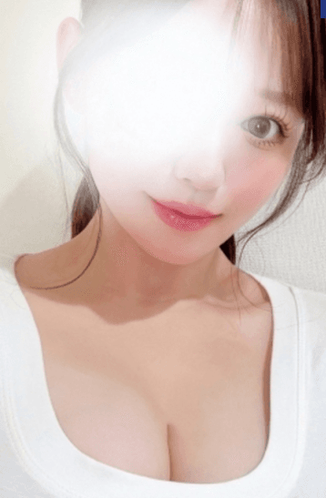ゆりな