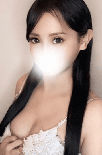 美園 まみ