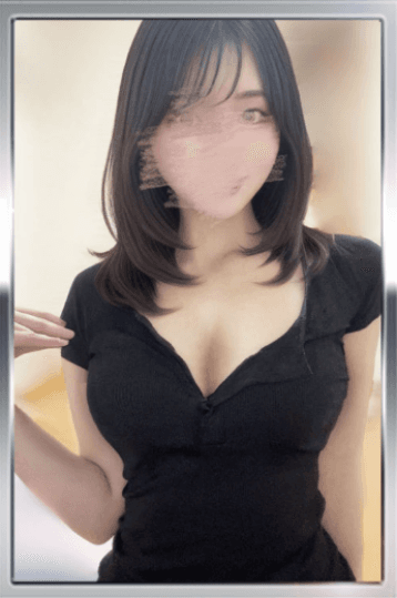 桐谷 すみれ