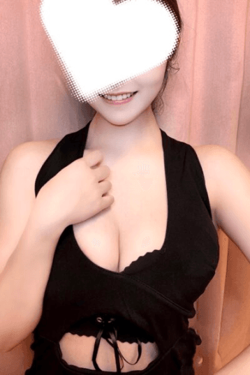もえな