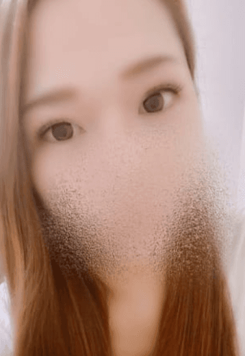 小松 ひな