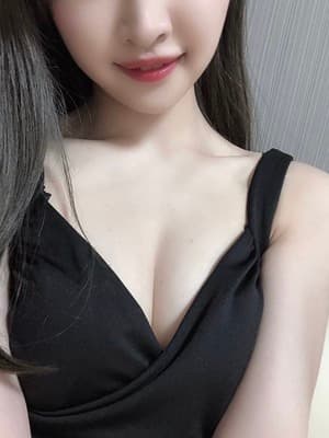 美月 なお