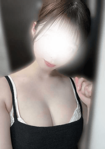 藤咲 るな