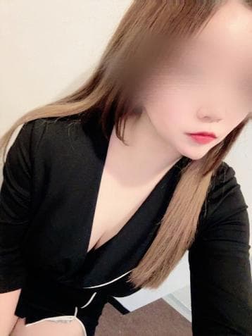 綾瀬 菜乃花