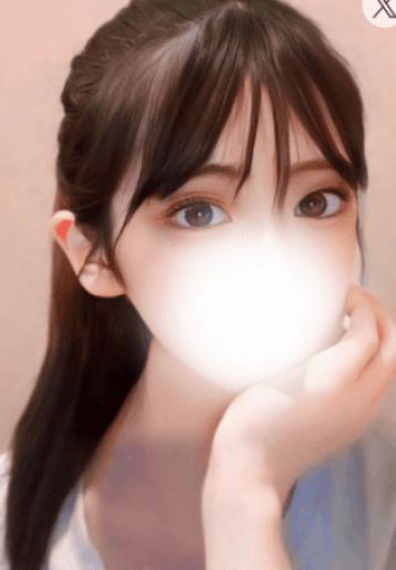 卯月 ゆな