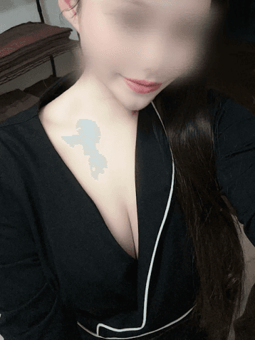紗倉 コウ