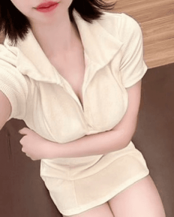 白咲 愛梨
