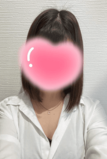    せな