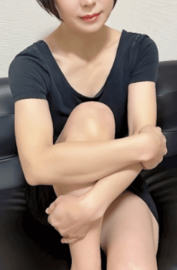 鹿目 ひな