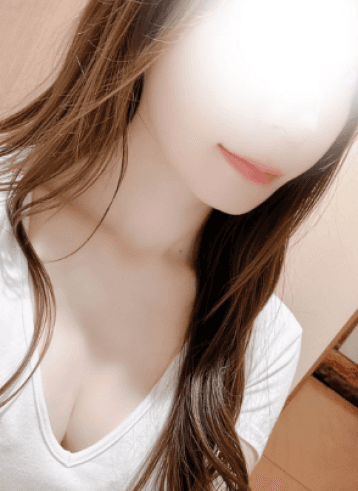 華崎 ゆりあ