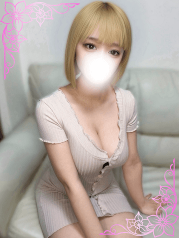 小倉 りあ
