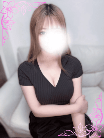 小泉 なぎ