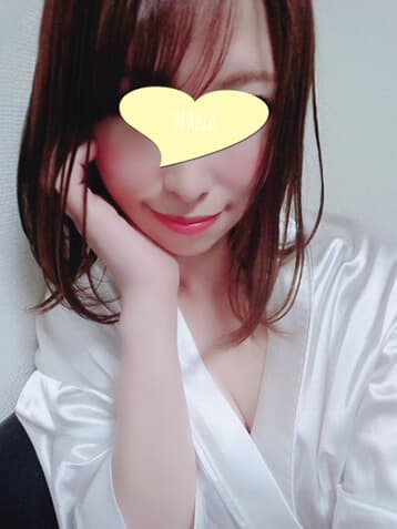 綾瀬 まな