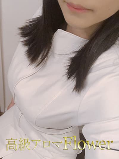 白石 ひな