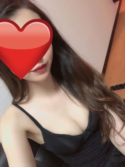 成瀬 えま