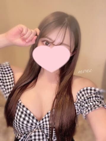 萌乃 もね