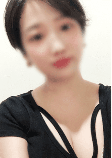 八木 ゆりな