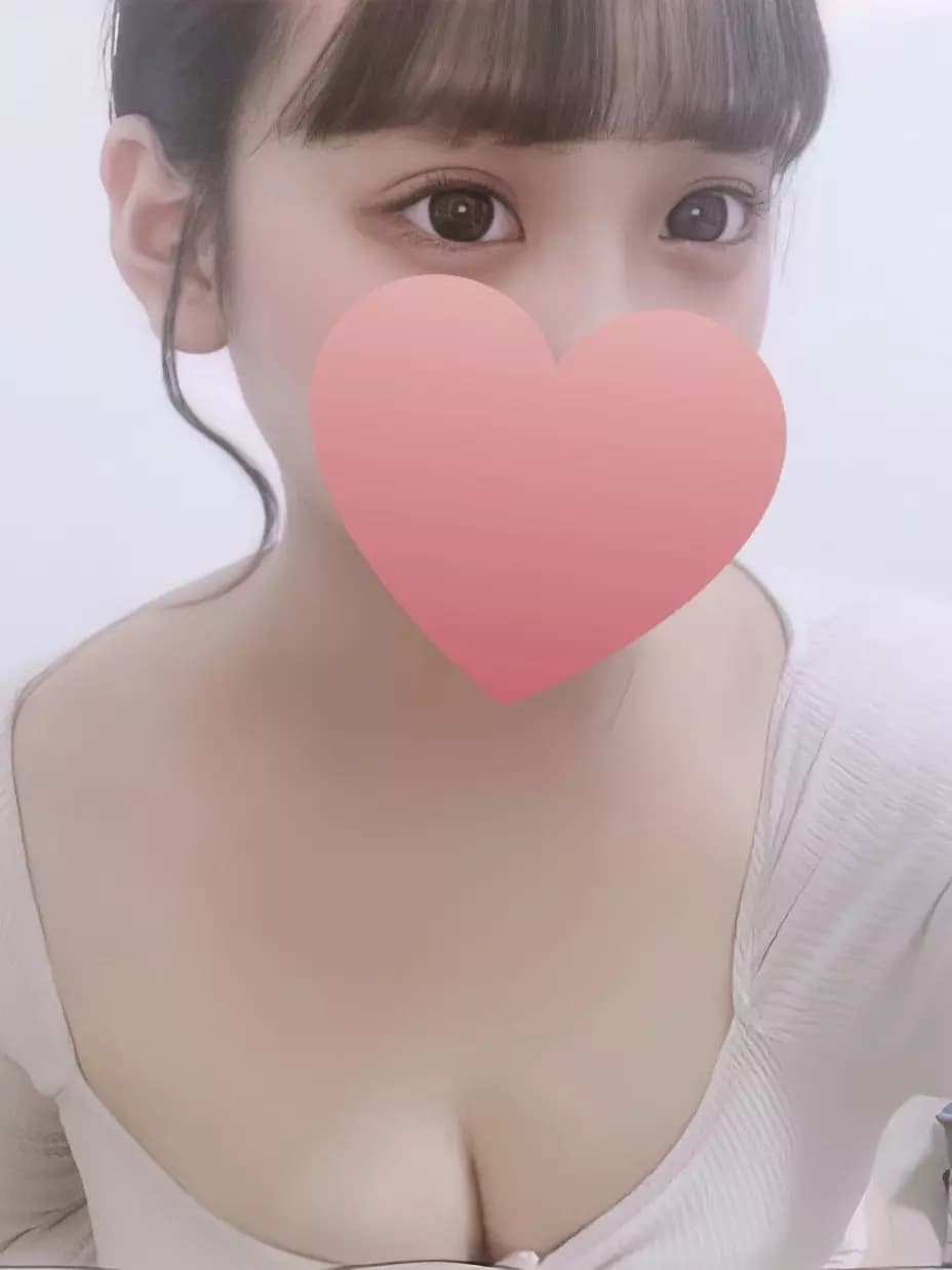 長谷川 めぐ