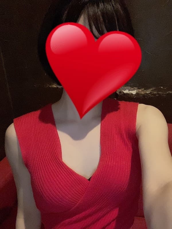 関 あやの