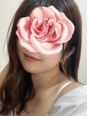 東 なる