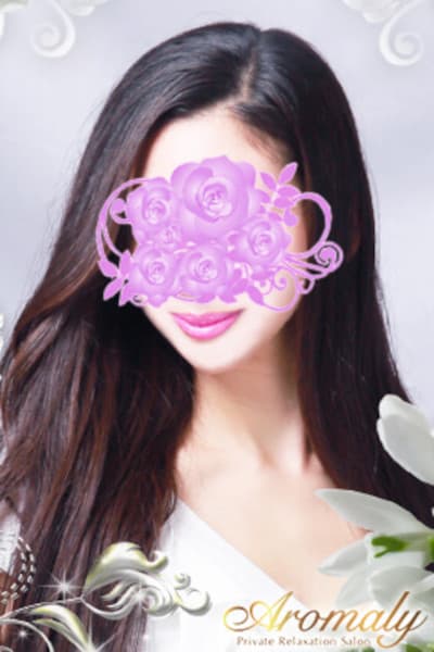 安達 ひかり