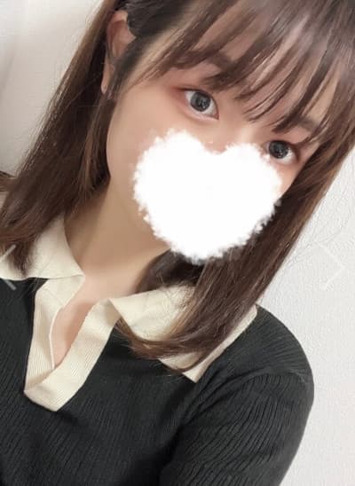 椎名 もな