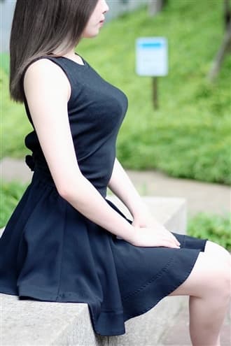美園 みなみ