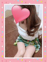 茜