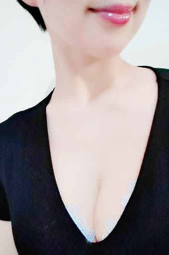 葉月 あやの